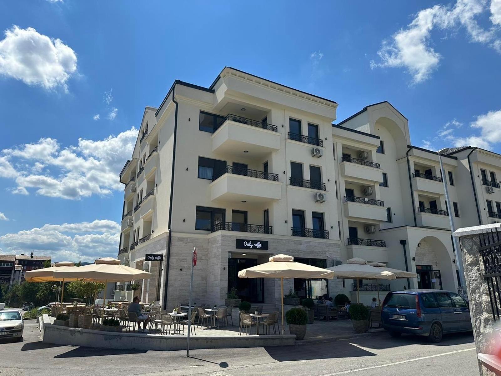 Appartement Porto Lux à Aranđelovac Extérieur photo